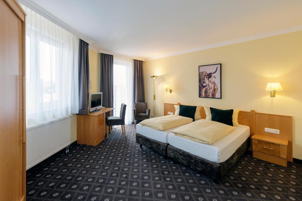Hotel Zum Adler Nidderau 외부 사진